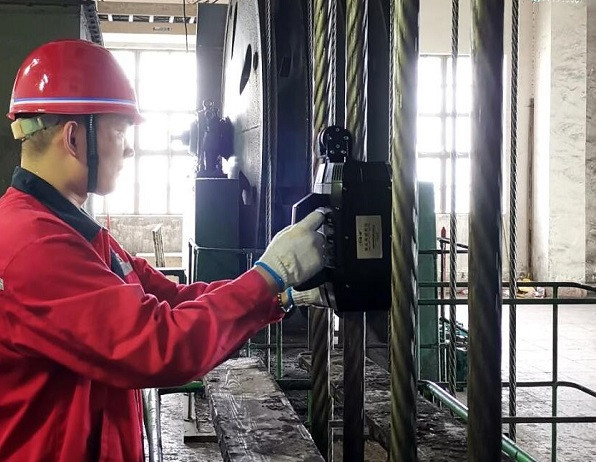 Автоматическая система диагностической проверки в режиме реального времени стального сердечника транспортерной ленты